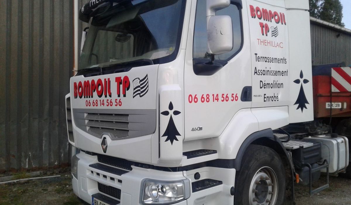 Camion avec marquage